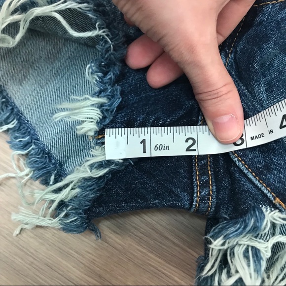 Levi’s 501 High Rise Cutoff Denim Shorts tags are no longer on. - Picture 8 of 8